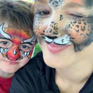 Meet your Posher, Em